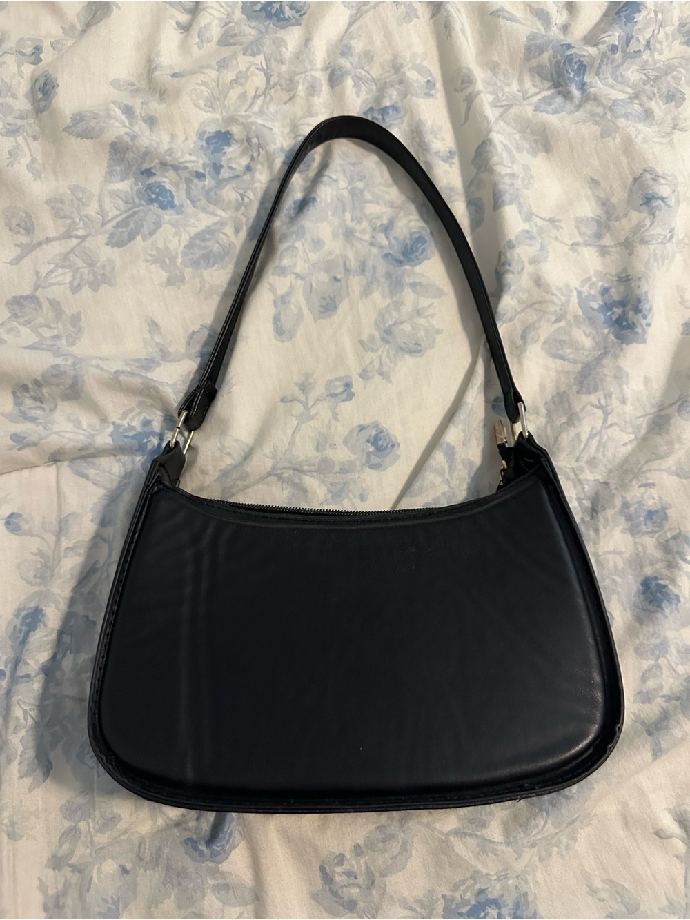 SHEIN Black Shoulder Bag - Sleek Everyday Carry